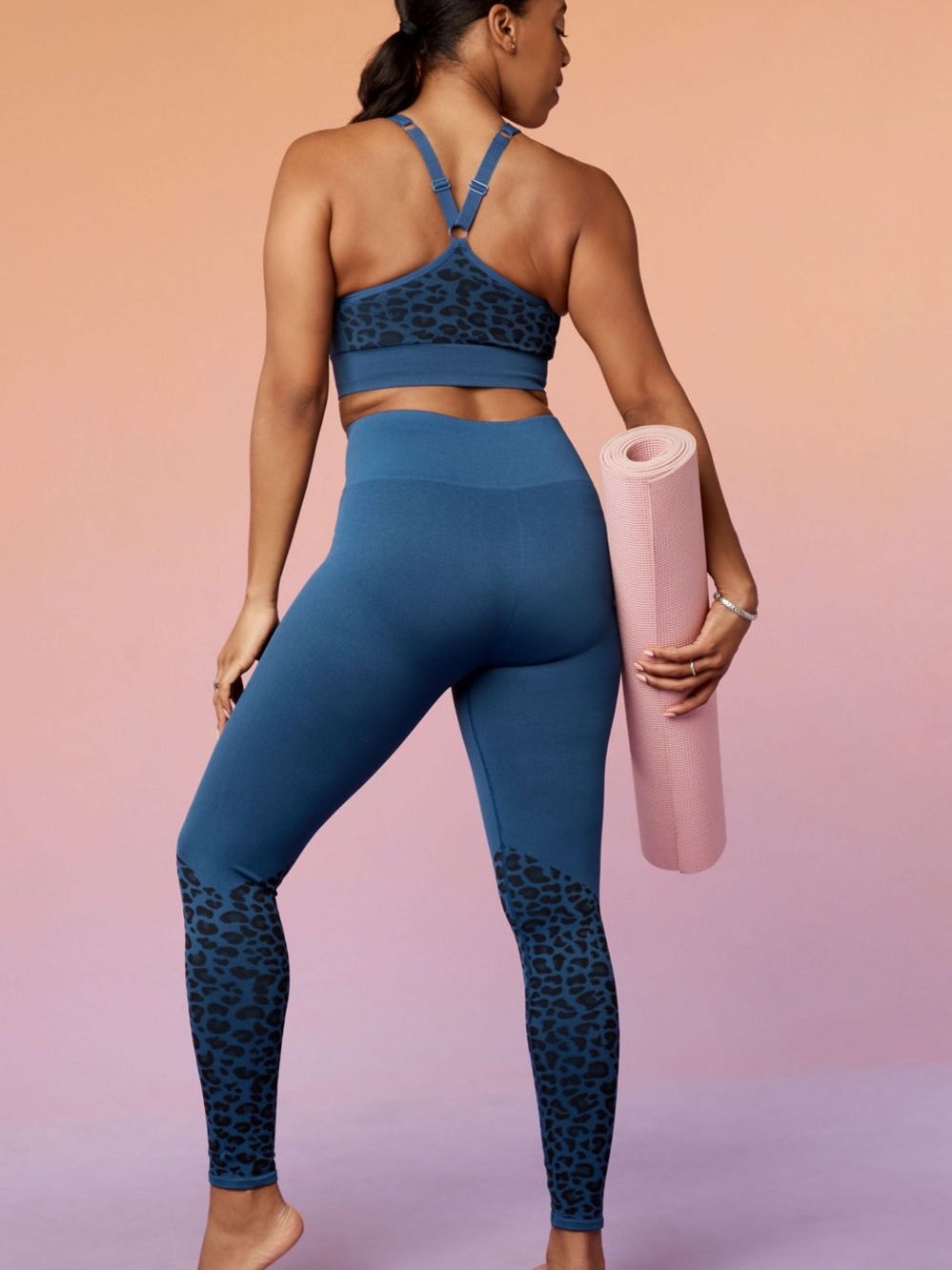 FABLETICS SET Cheetah Print High Waisted Leggings and Sports Bra